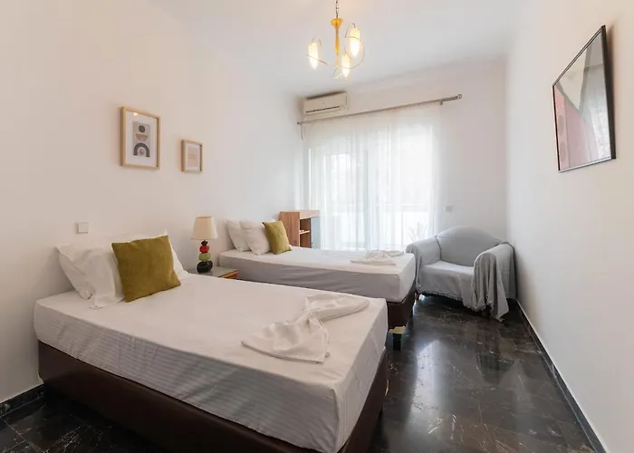 Eln's Sunlit Appartement Rhodes City